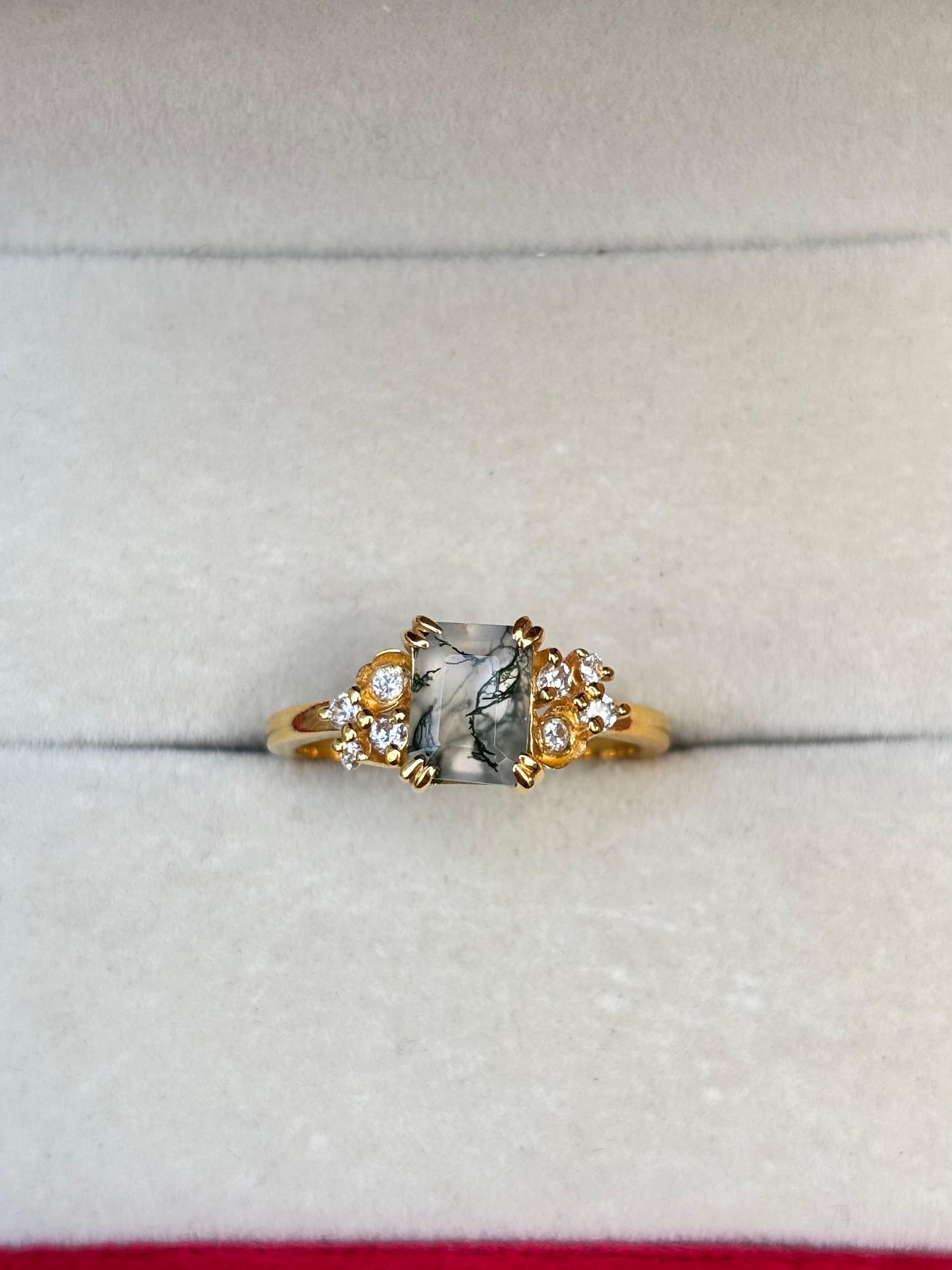 Moss Agate Floral Vintage Ring