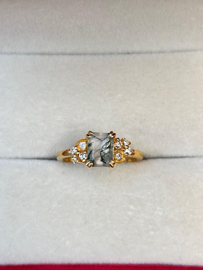 Moss Agate Floral Vintage Ring