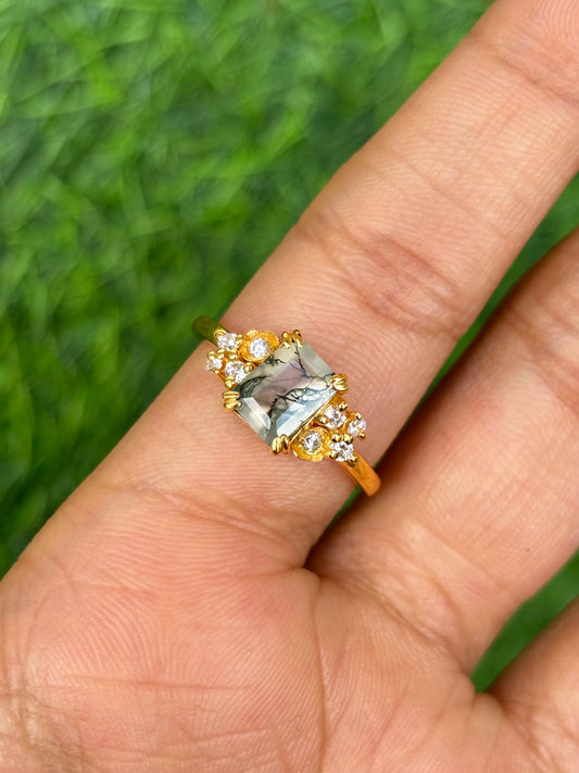 Moss Agate Floral Vintage Ring